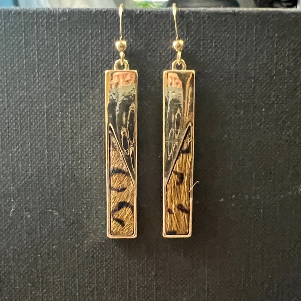 Nine West Gold and Black Rectangular Earrings